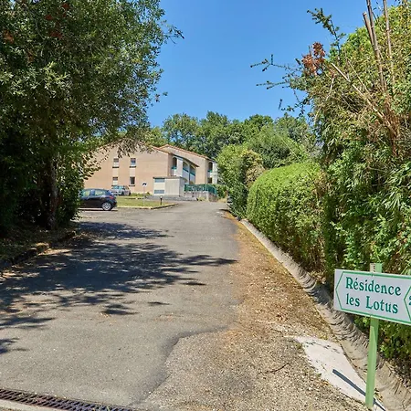 T2 Calme Avec Balcon Et Wifi - Fr-1-841-79
